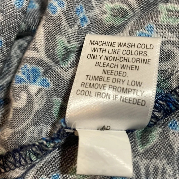 Croft & Barrow Button Down 3/4 Sleeve Top L - Picture 12 of 16